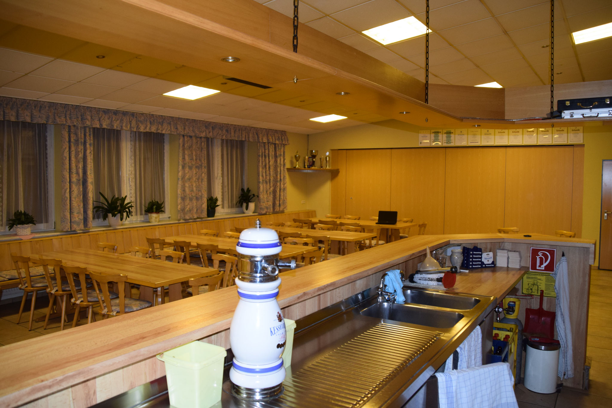 TSV Biebelried voll ausgestattete Bar und Theke